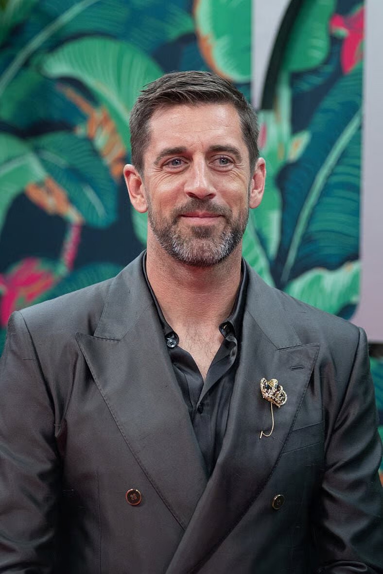 亚伦·罗杰斯 (Aaron Rodgers) 出席 2023 年托尼奖颁奖典礼