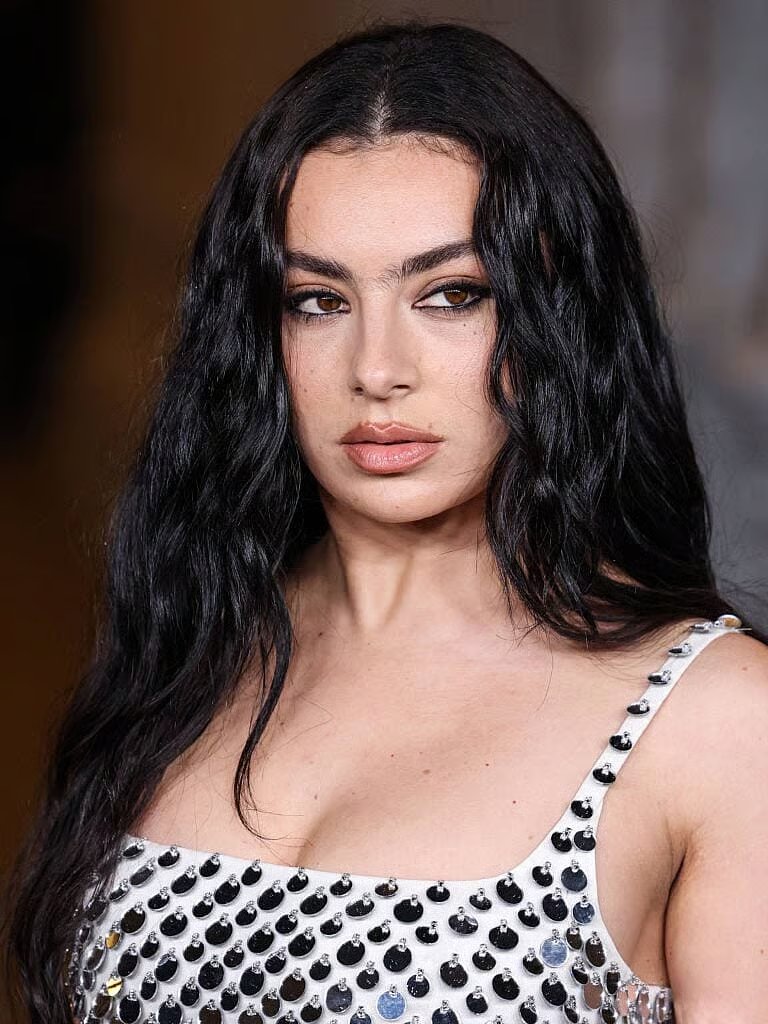 Charli xcx 出席 2024 年第 13 届洛杉矶郡艺术博物馆艺术+电影节