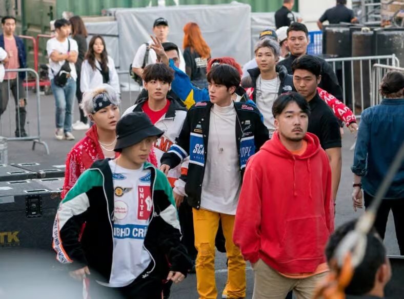BTS 在“Kimmel”